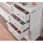 Set dormitor bebe 3 piese (pătuț transformabil, dulap 2 uși, comodă 4 sertare), stil clasic romantic, alb, design premium cu detalii sculptate BELLE - imagine 8